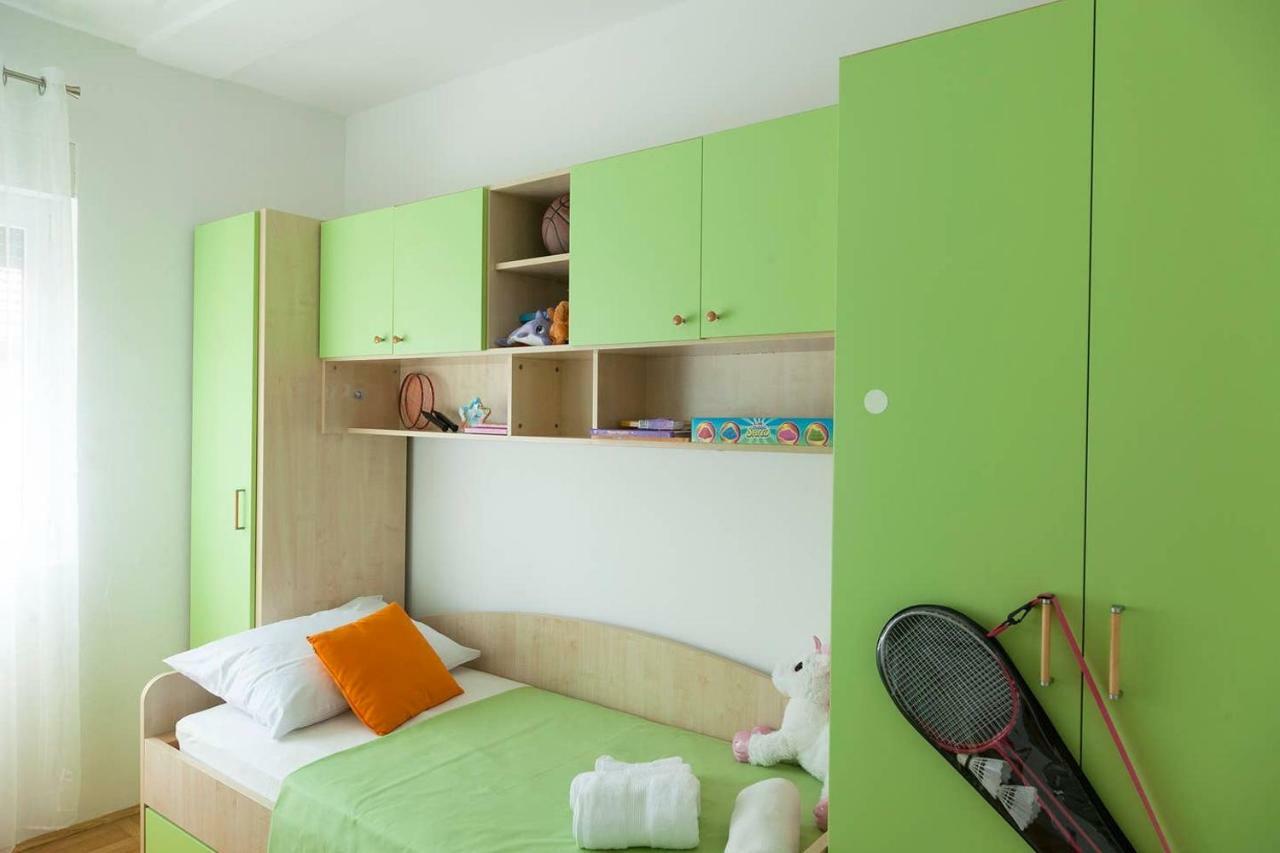 Superstar Apartment Zaboric Buitenkant foto