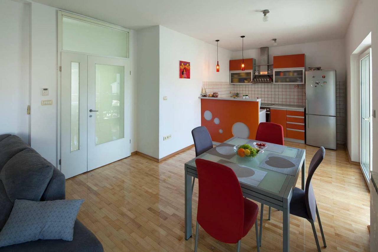 Superstar Apartment Zaboric Buitenkant foto